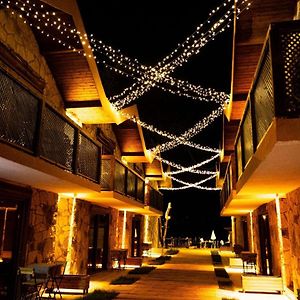 Tas Mahall Luxury Hotel